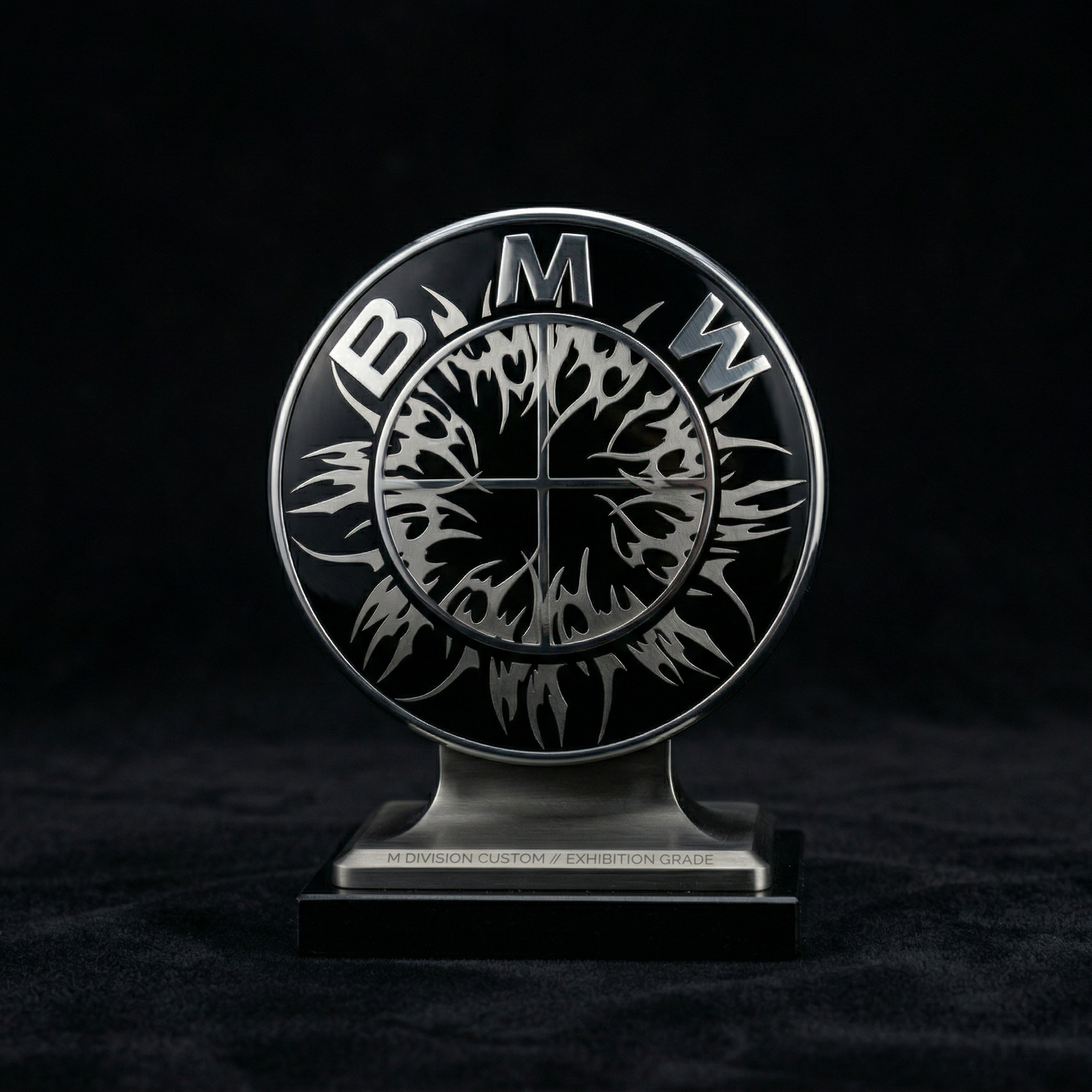 BMW "Fractal Spines"badge